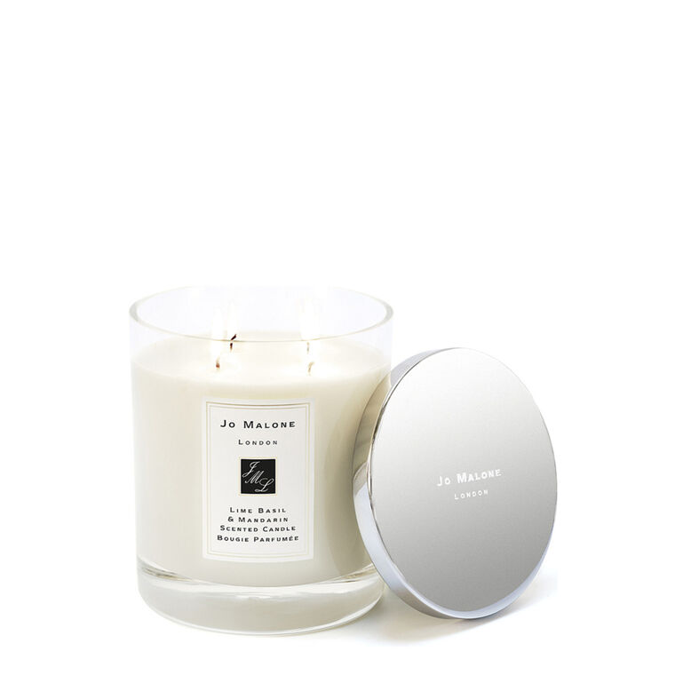 2319883detailImage01.jpg Lime Basil & Mandarin Luxury Candle - Image 1