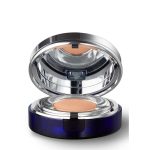 Essence in Foundation - Creme Peche